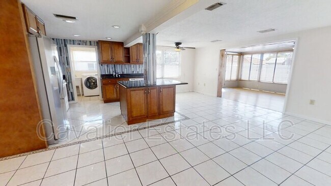 Building Photo - 3533 Calera Dr