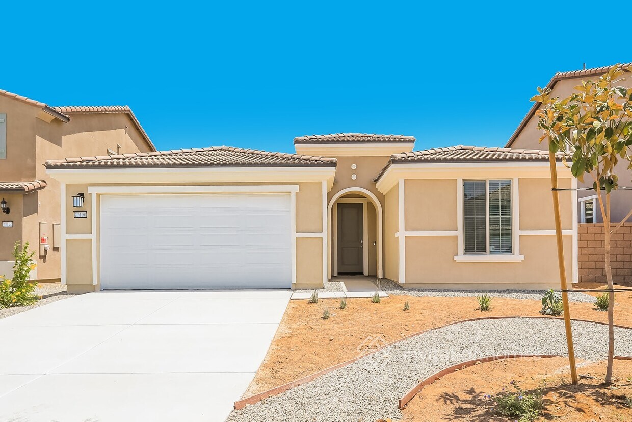Primary Photo - 27150 Goldstone Dr