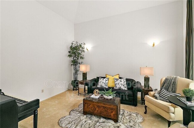 Foto del edificio - 2115 97th St Ct NW