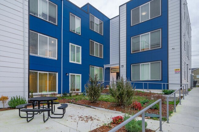 Foto del edificio - 4502 S Puget Sound Ave