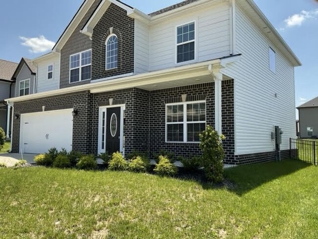 Foto del edificio - Available for Purchase or Rent!