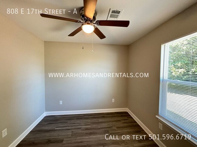 Foto del edificio - 808 E 17th St