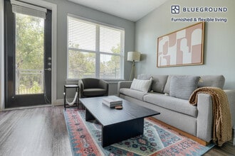 Building Photo - 5005 E Parmer Ln