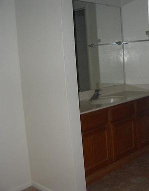 Foto del edificio - 930 N Mesa Dr