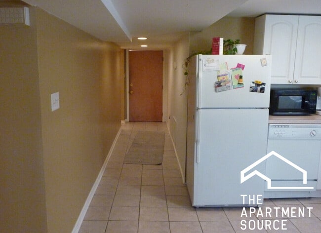 Building Photo - 4039 N Long Ave