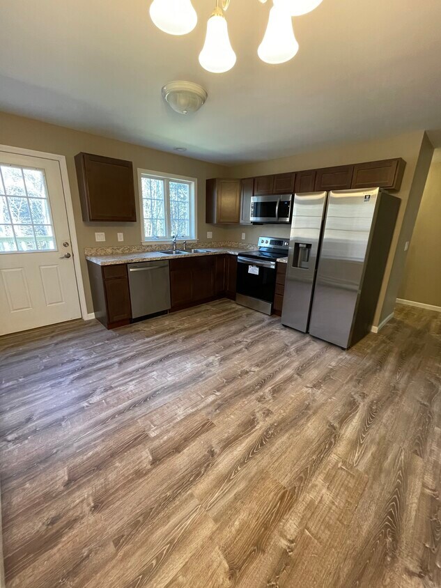 1 Buffum Dam Rd Unit A, Oxford, MA 01540 Apartments in Oxford, MA