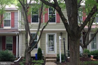 Building Photo - 11906 Fieldthorn Ct