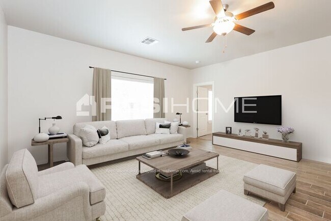Foto del edificio - 8161 Lakeside Dr