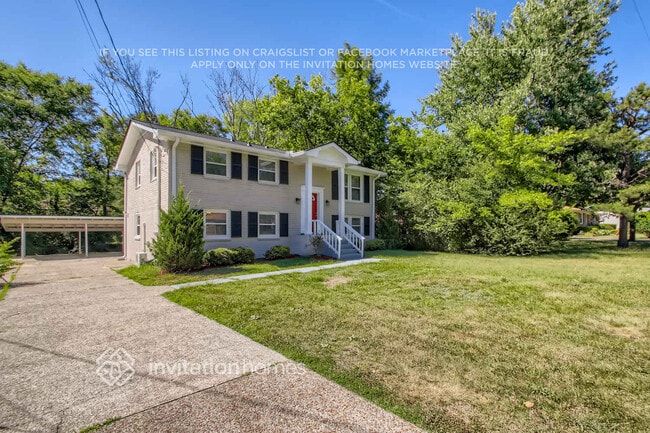 Building Photo - 7944 Stallion Dr Building Photo - 7944 Stallion Dr