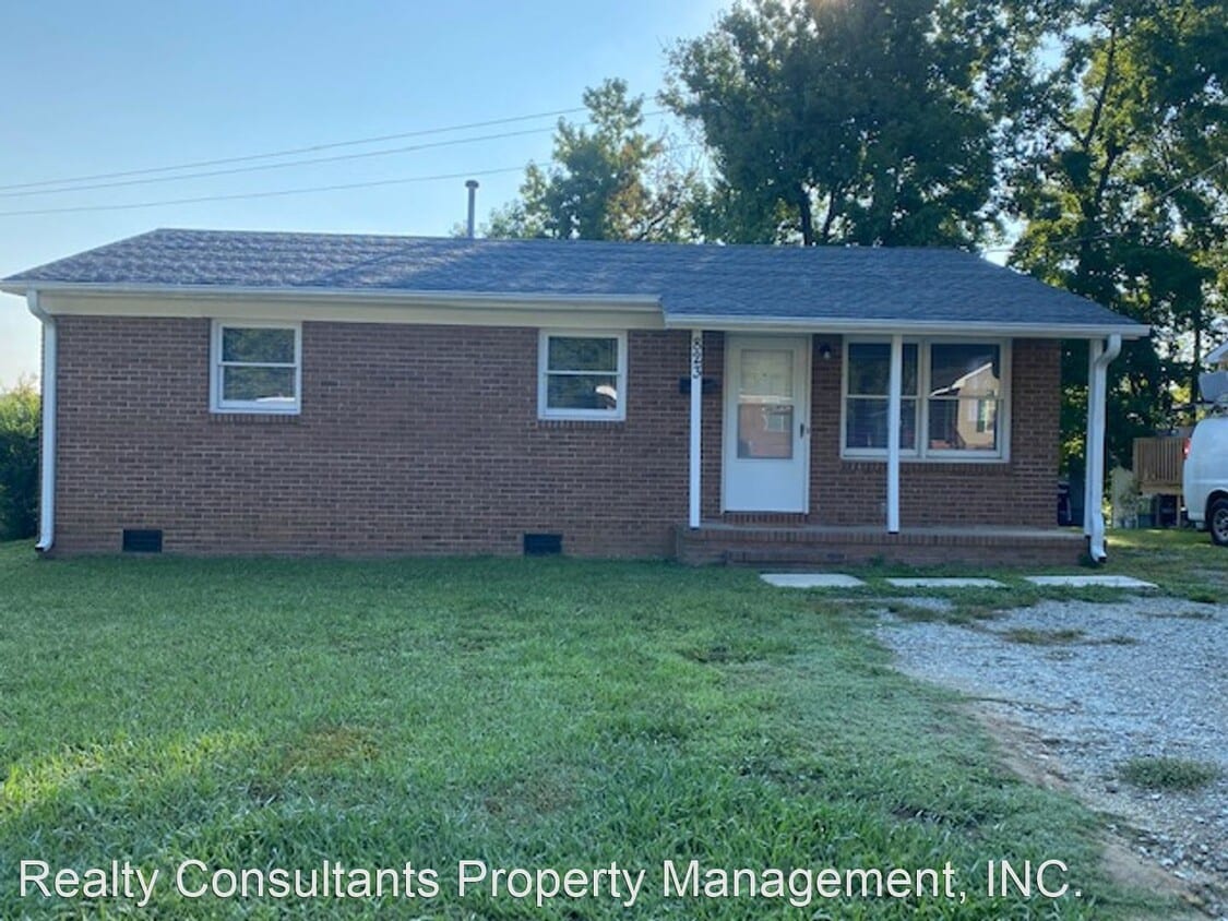 Primary Photo - 3 br, 1.5 bath House - 823 Avalon Road