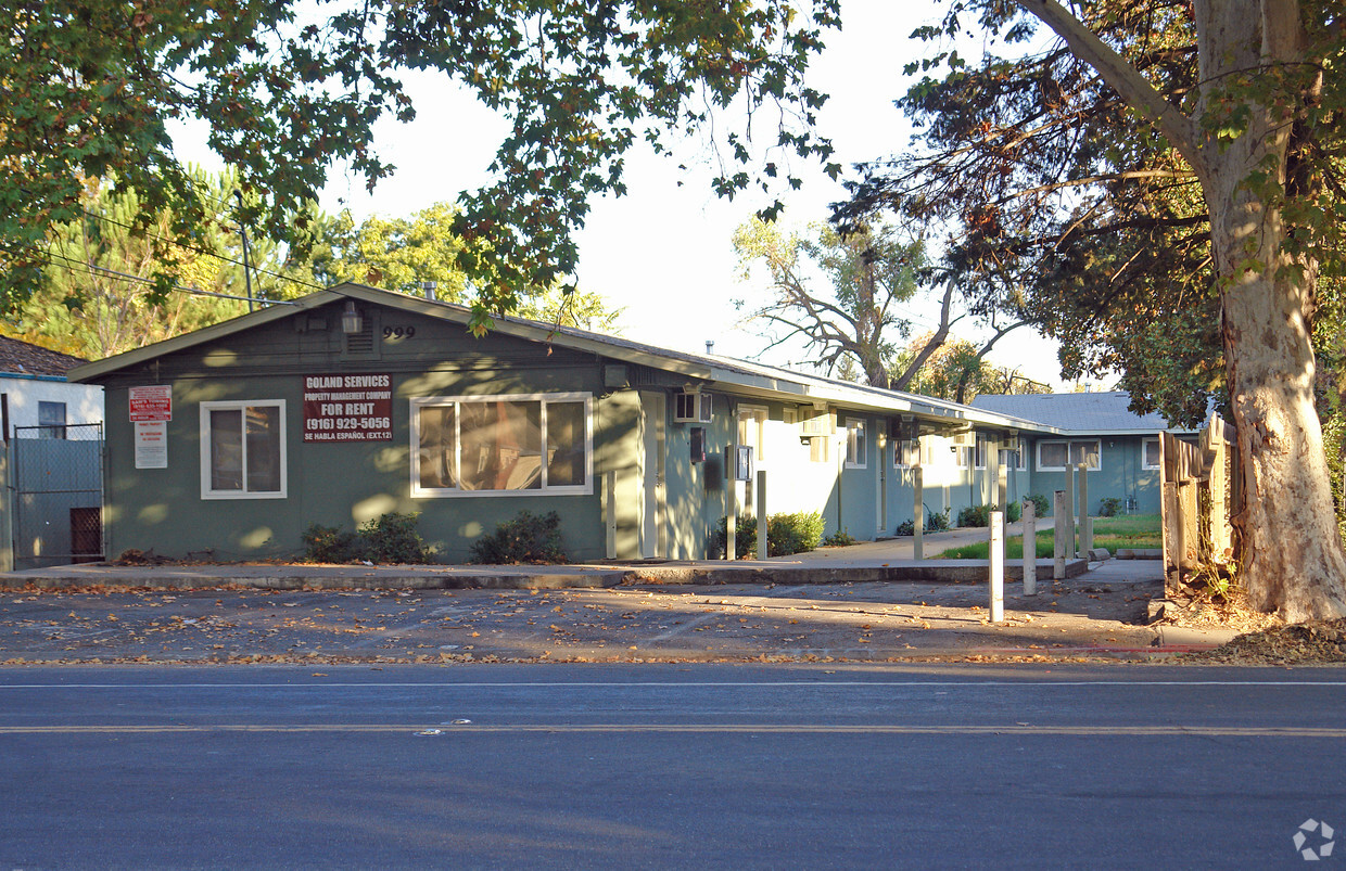 Foto principal - 999 Arcade Blvd