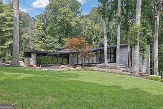 4144 Flintlock Rd NW