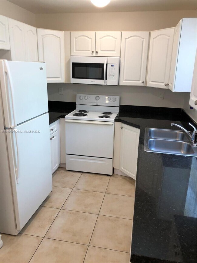 Foto del edificio - 1316 NW 3rd St