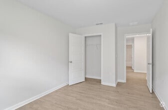 Building Photo - 149 Needle Thrush Cir