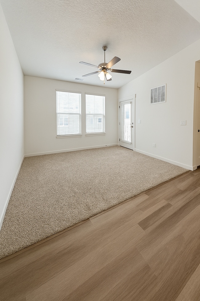 Building Photo - 841 N Coulsen Dr