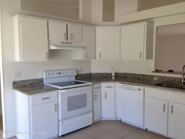 Foto del edificio - 639 Dwight Ave SE