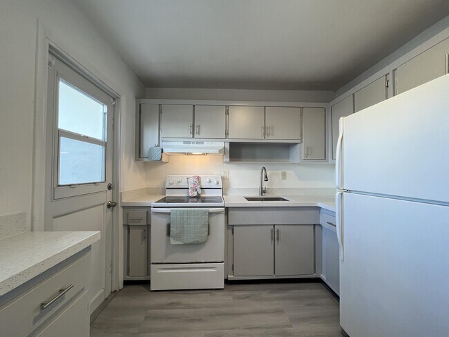 Foto del edificio - 13215 NE 6th Ave