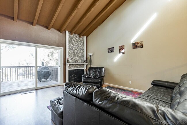 Foto del edificio - 15829 Davis Cup Ln