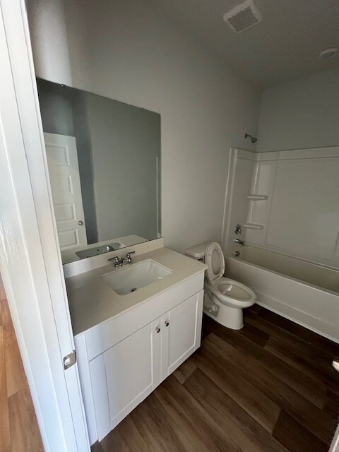 Foto del edificio - 2037 Osprey Isle Ln SW