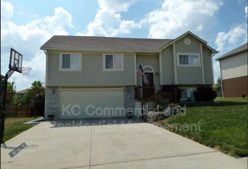 11514 N Windsor Ave, Kansas City, MO 64157 House for Rent in Kansas