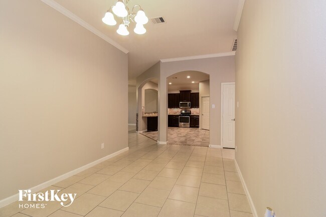 Foto del edificio - 7807 Jarrod Way