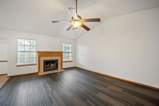 Building Photo - 4307 W Beaver Ln