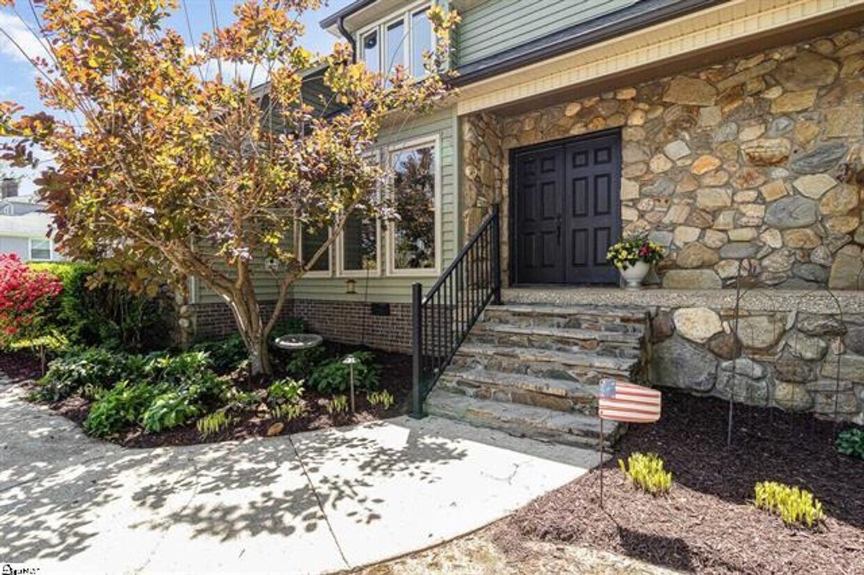 Foto principal - Beautiful Home at the Smithfields Country Club