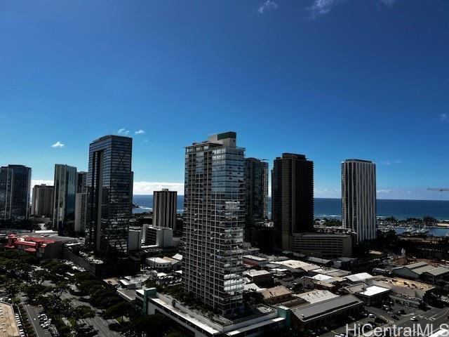 Foto del edificio - 888 Kapiolani Blvd