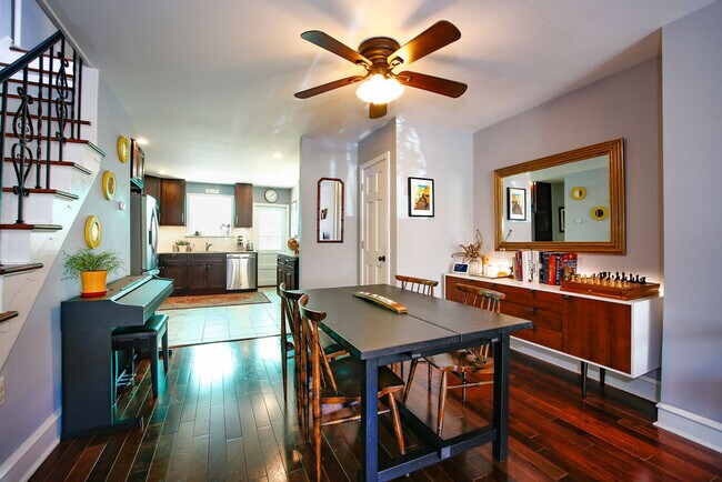 Foto del edificio - 812 Mountain St