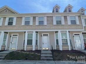 Building Photo - 5703 Erin Dr