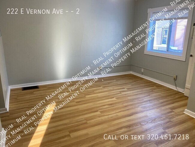 Foto del edificio - 222 E Vernon Ave