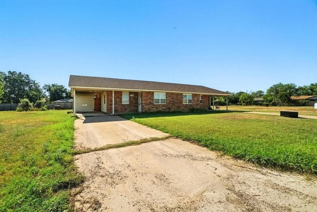 Building Photo - 2319 N. Danville Drive