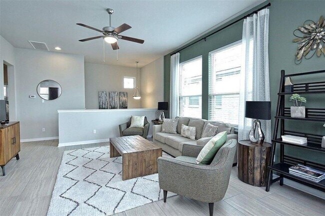 Building Photo - 2311 Dillon Pond Ln