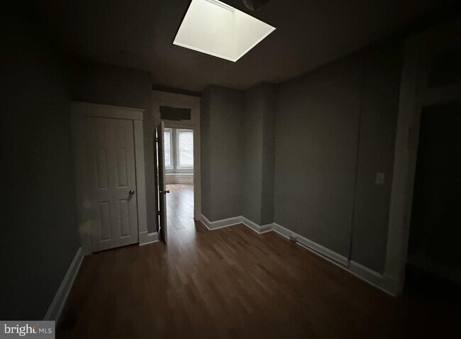 Foto del edificio - 2830 Clifton Park Terrace
