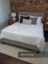 Building Photo - 4825 Rue Saint-Urbain