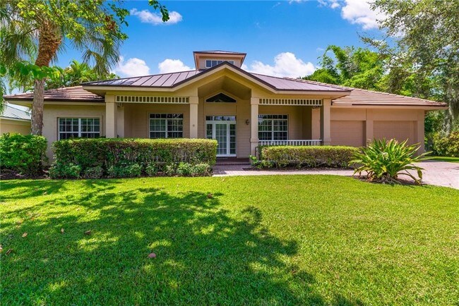Building Photo - 3734 SE Bent Banyan Way