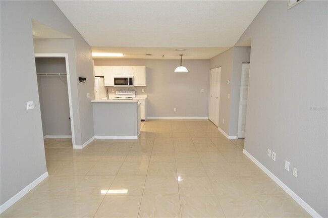 Building Photo - 10263 Gandy Blvd N
