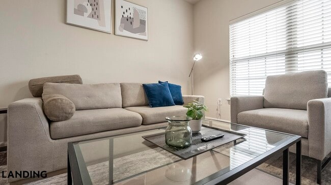 Foto del edificio - 2745 Westpointe Dr