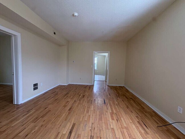 Foto del edificio - 33 Dickerman St