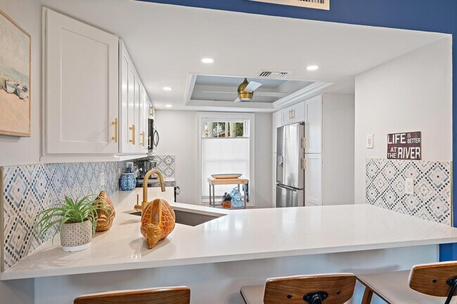 Foto del edificio - 9170 SE Riverfront Terrace