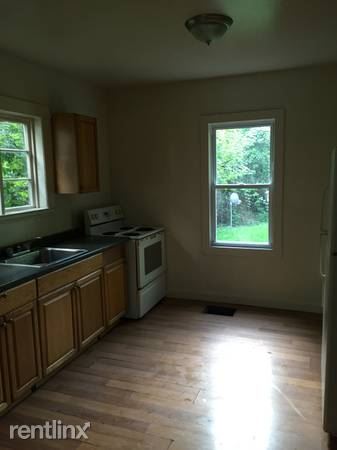 Primary Photo - 353 Champlain St