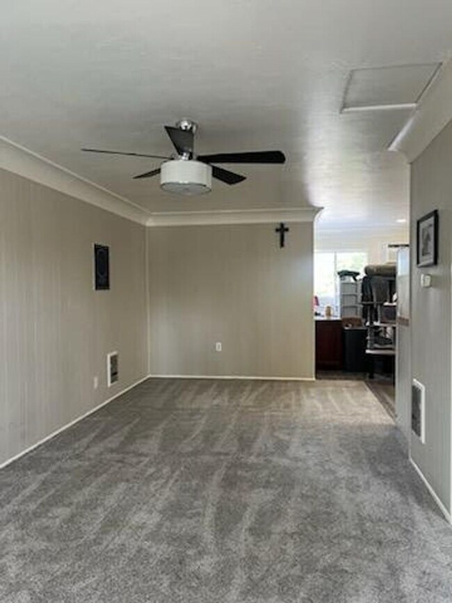 Foto del edificio - Beautiful Upper Level 1 Bed/1 Bath in Teme...
