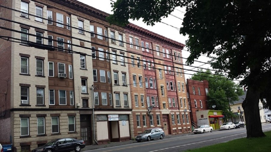 Foto del edificio - 845-851 Main St
