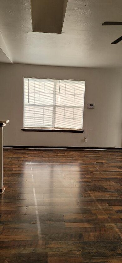 Building Photo - 3539 Clover Meadows Dr