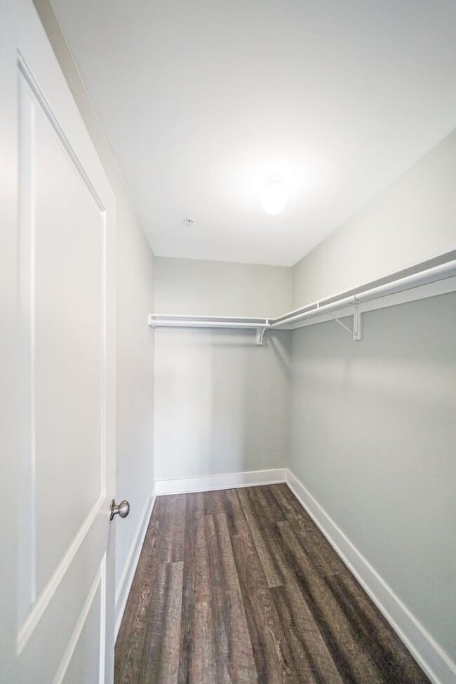 Interior Photo - 1219 K ST NE FLATS