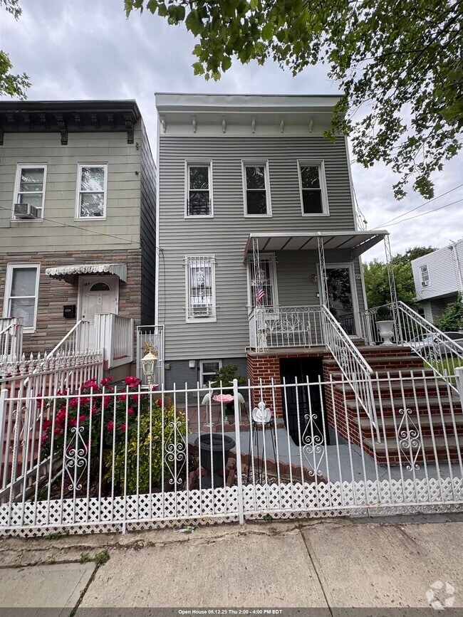 Building Photo - 191 Belvidere Ave