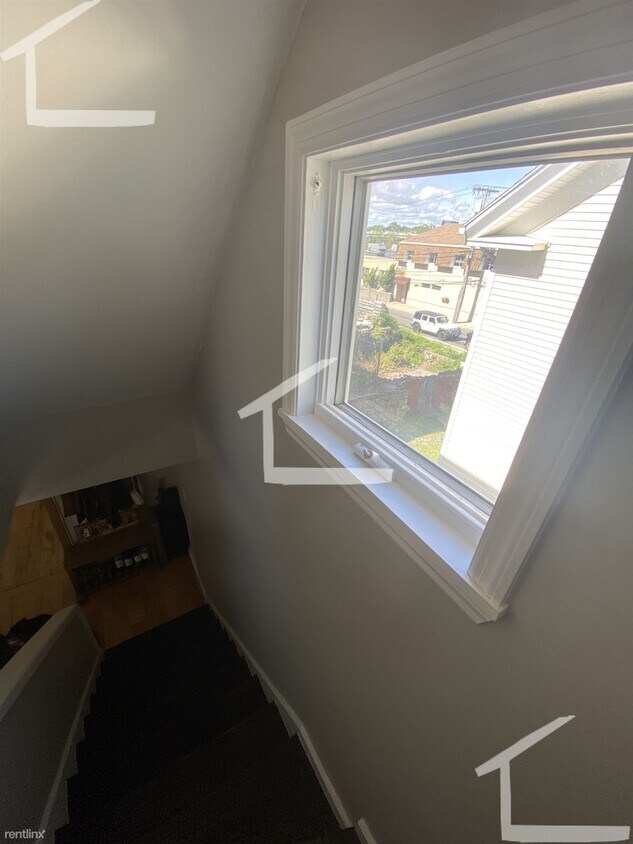 Foto principal - 2 br, 1 bath House - 52A Port Norfolk St