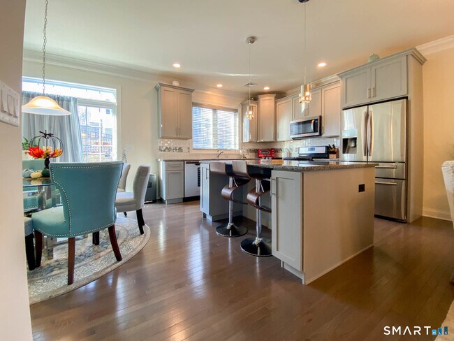 Foto del edificio - 62 Moorland Dr