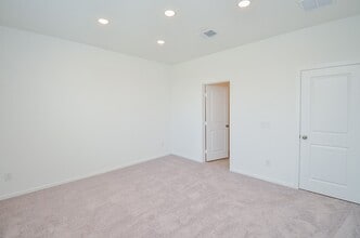 Building Photo - 23014 Deanston Dr