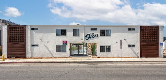 Foto del edificio - 13605 S. Vermont Avenue